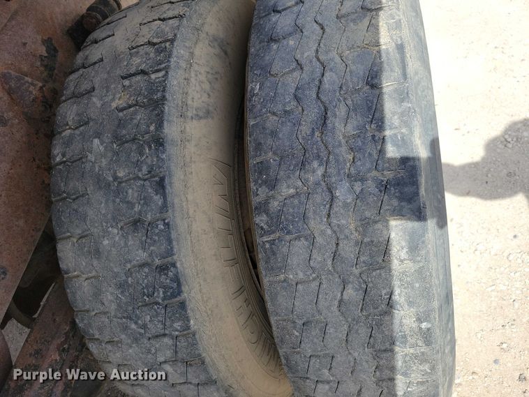 image for item DZ7100 2010 Freightliner Business Class M2 dump truck