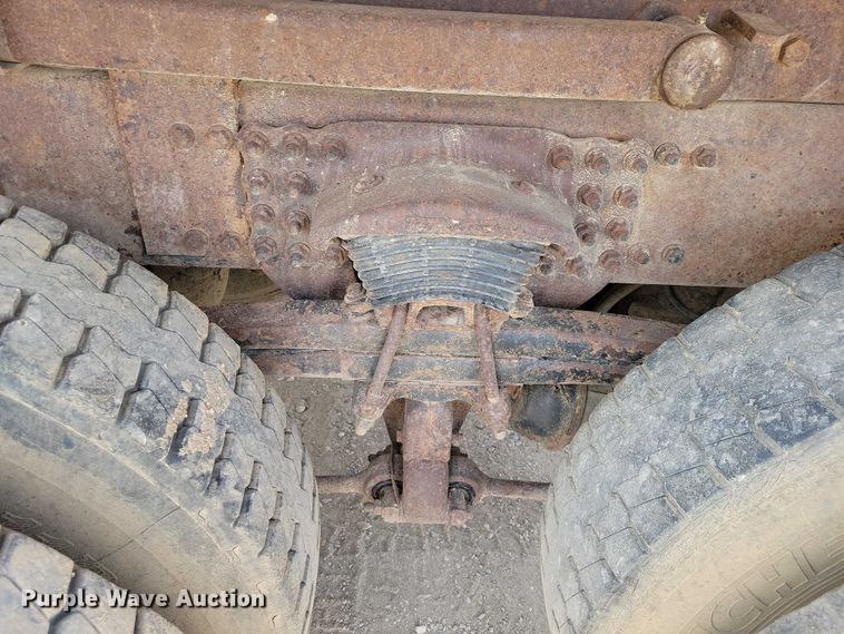 image for item DZ7100 2010 Freightliner Business Class M2 dump truck
