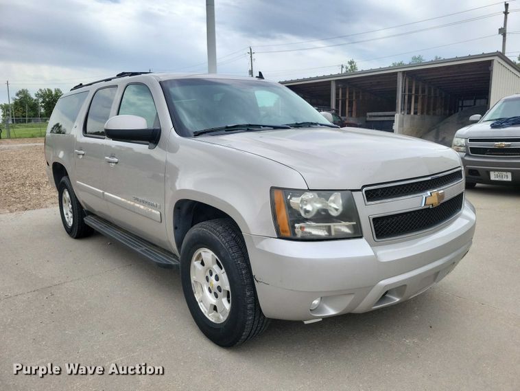 image for item DZ7117 2007 Chevrolet Suburban SUV
