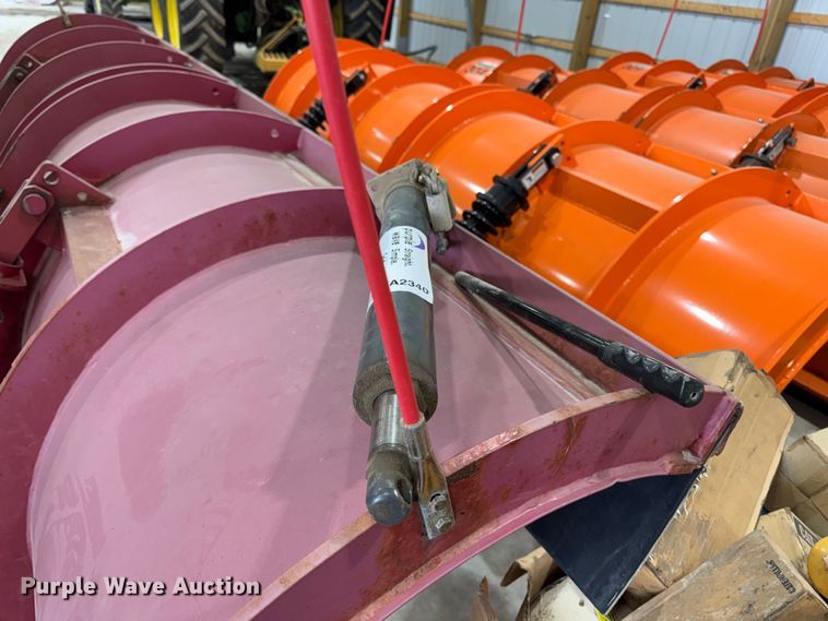 image for item EA2340 Dayton 5M472 floor jack