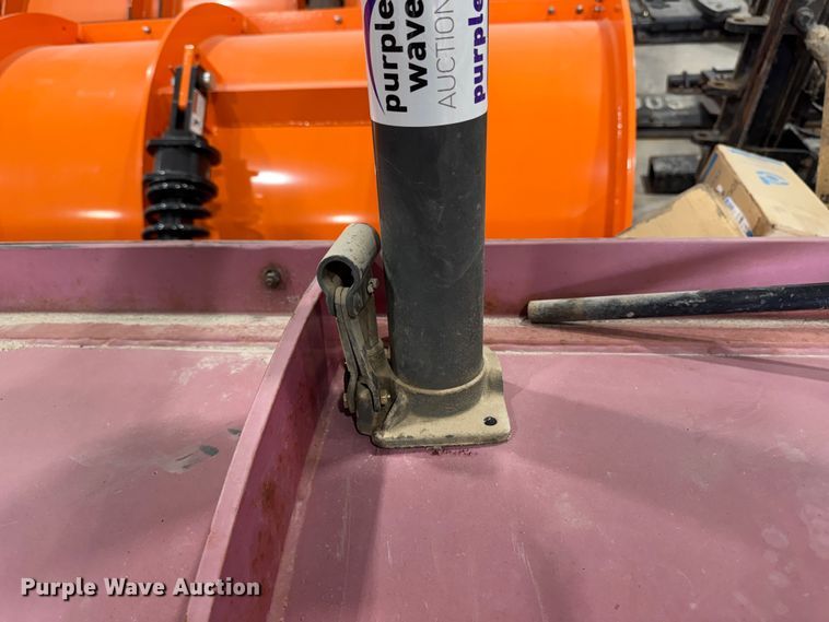 image for item EA2340 Dayton 5M472 floor jack