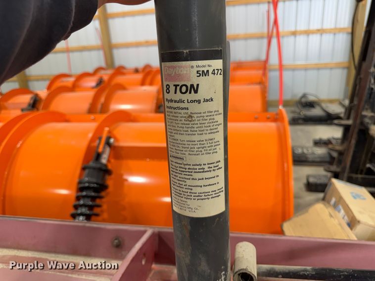 image for item EA2340 Dayton 5M472 floor jack