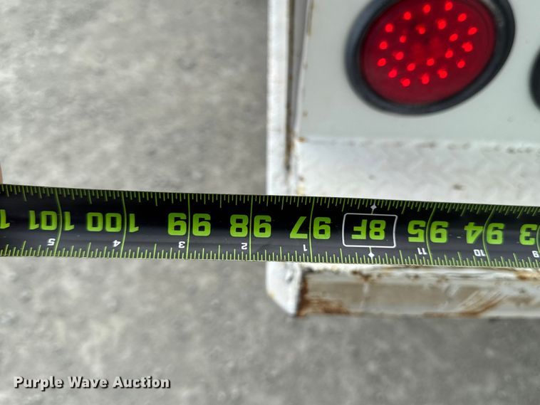 image for item EA2341 2003 International 4300 utility / service truck