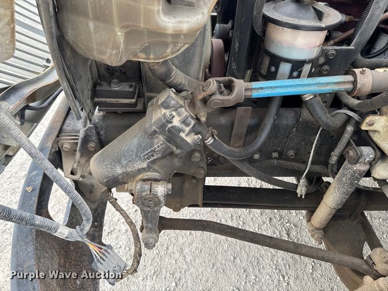 image for item EA2341 2003 International 4300 utility / service truck