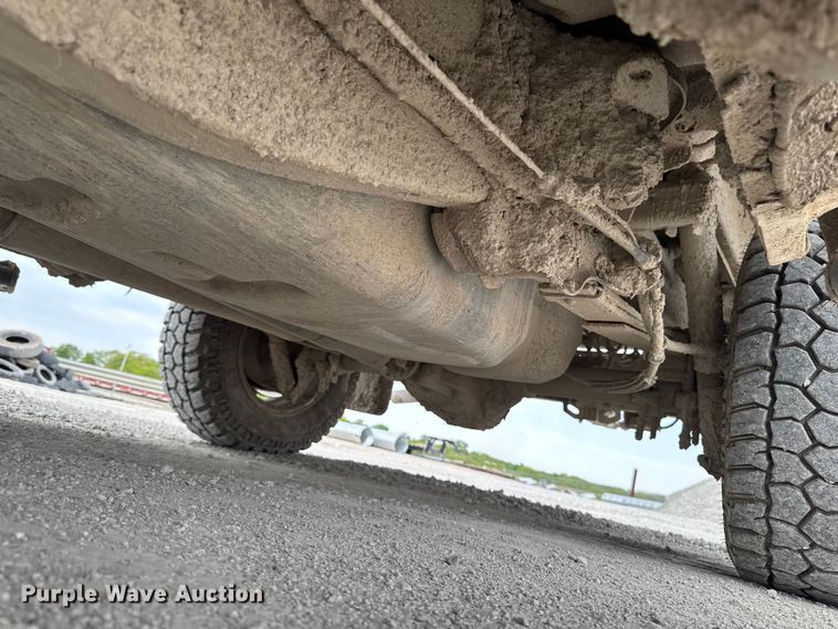 image for item EA2343 2010 Ford F150 Crew Cab pickup truck