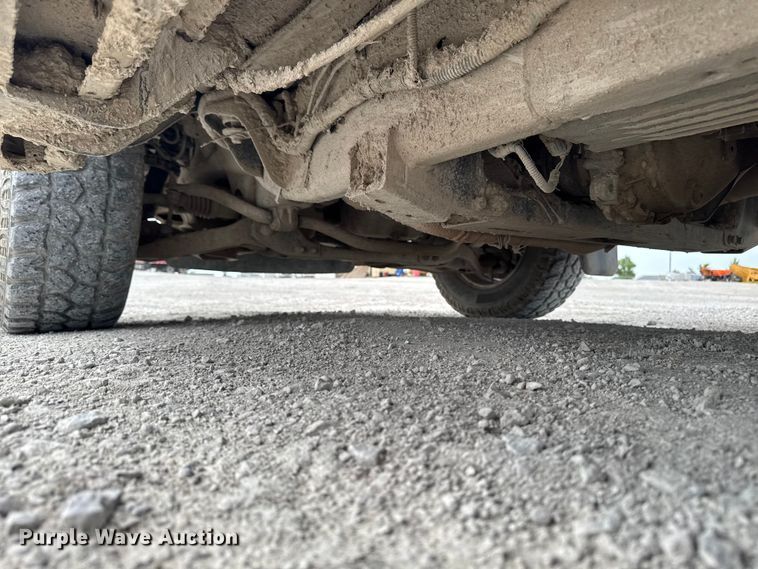 image for item EA2343 2010 Ford F150 Crew Cab pickup truck