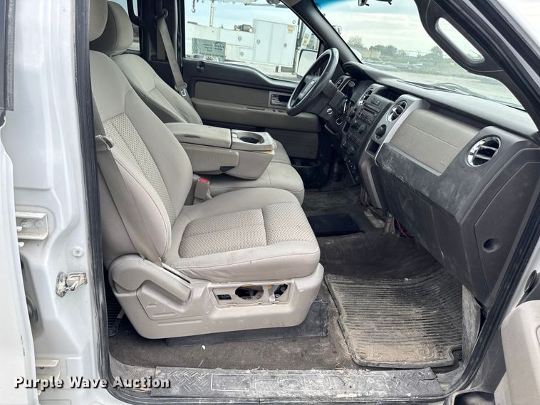 image for item EA2343 2010 Ford F150 Crew Cab pickup truck