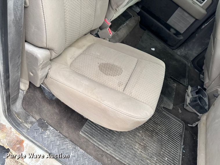 image for item EA2343 2010 Ford F150 Crew Cab pickup truck