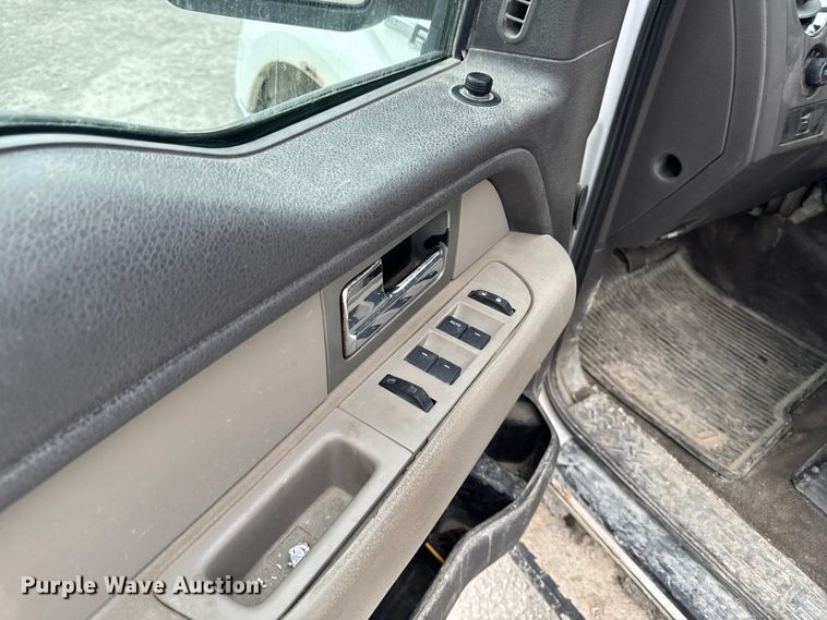 image for item EA2343 2010 Ford F150 Crew Cab pickup truck