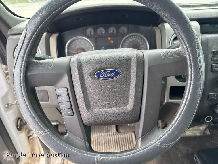 image for item EA2343 2010 Ford F150 Crew Cab pickup truck