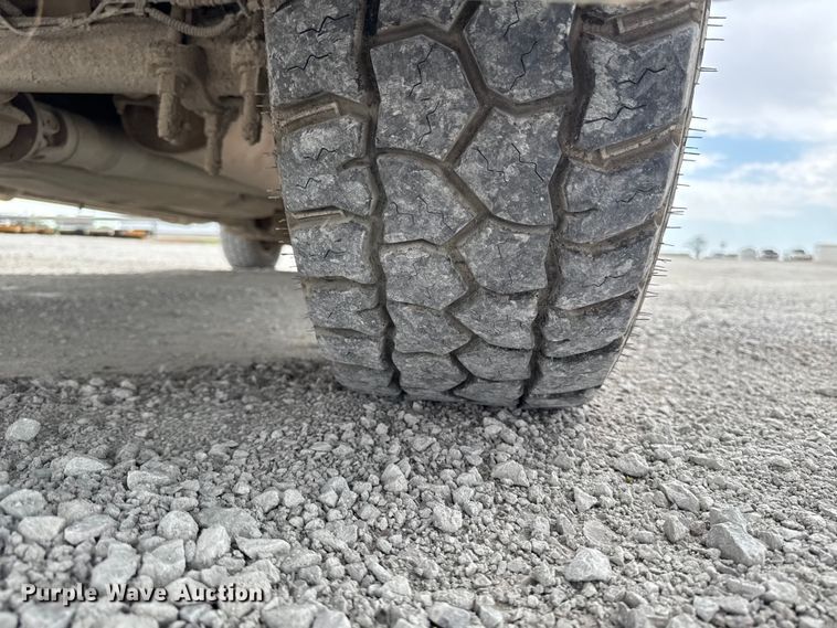 image for item EA2343 2010 Ford F150 Crew Cab pickup truck