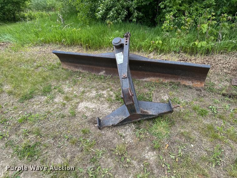 image for item EA2349 Farm king three point blade
