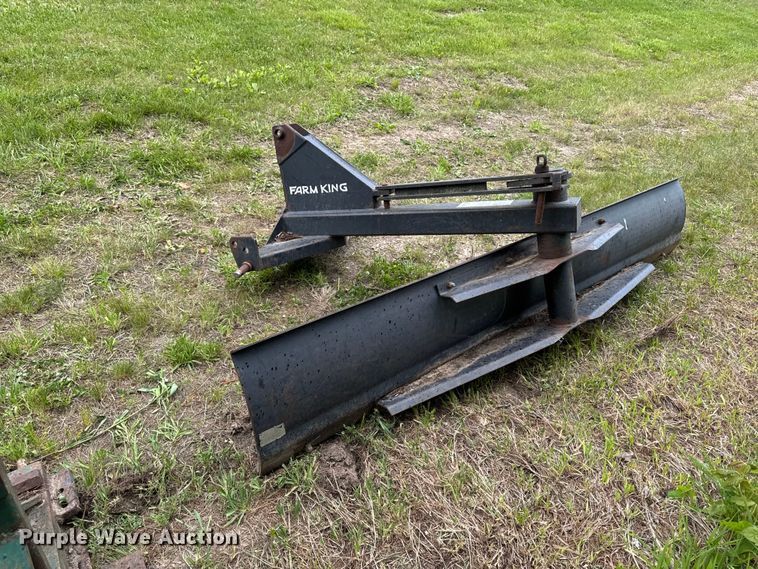 image for item EA2349 Farm king three point blade