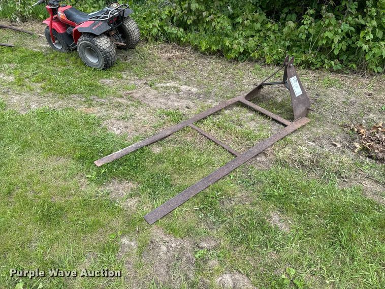 image for item EA2351 Tractor attachments
