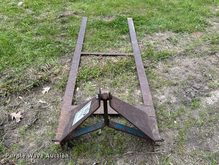 image for item EA2351 Tractor attachments