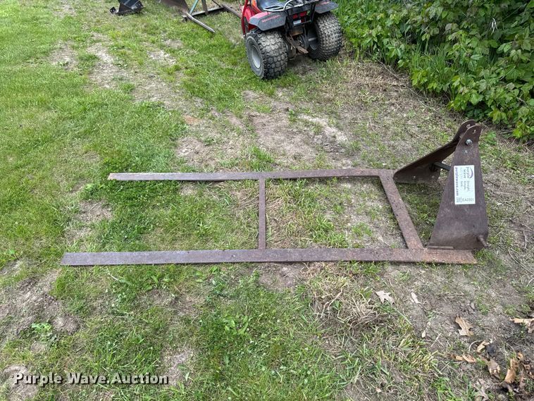 image for item EA2351 Tractor attachments