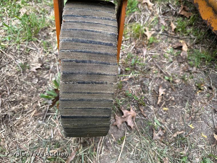 image for item EA2353 Woods BB72 rotary mower