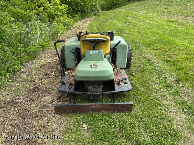 image for item EA2354 John Deere 1200 bunker rake