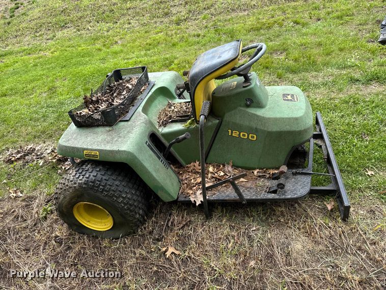 image for item EA2354 John Deere 1200 bunker rake
