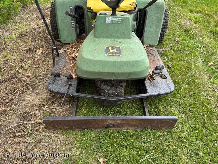 image for item EA2354 John Deere 1200 bunker rake