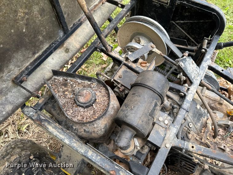 image for item EA2354 John Deere 1200 bunker rake