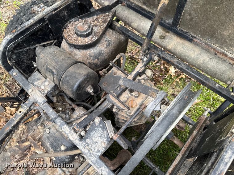 image for item EA2354 John Deere 1200 bunker rake
