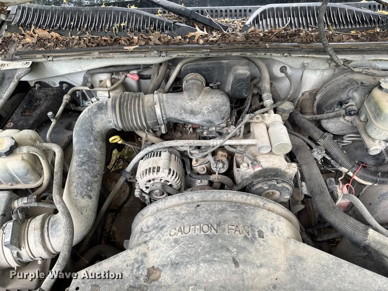 image for item EA2355 1999 Chevrolet Silverado 1500 pickup truck