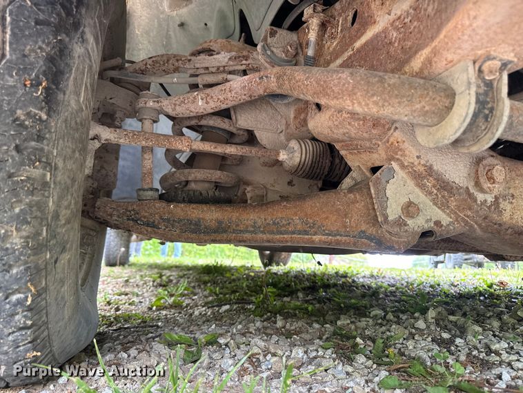 image for item EA2355 1999 Chevrolet Silverado 1500 pickup truck