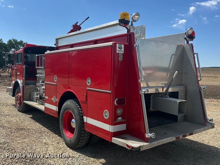image for item EA4866 1984 American LaFrance fire truck