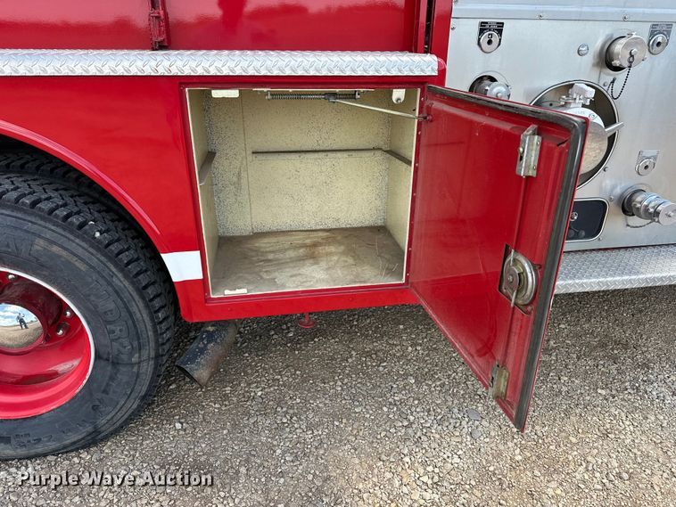 image for item EA4866 1984 American LaFrance fire truck
