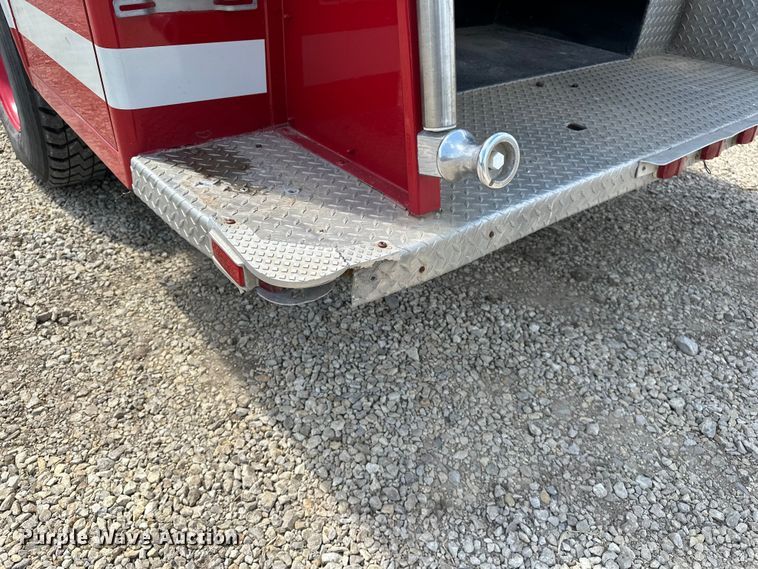 image for item EA4866 1984 American LaFrance fire truck