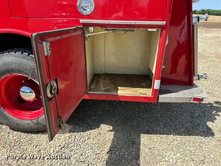 image for item EA4866 1984 American LaFrance fire truck