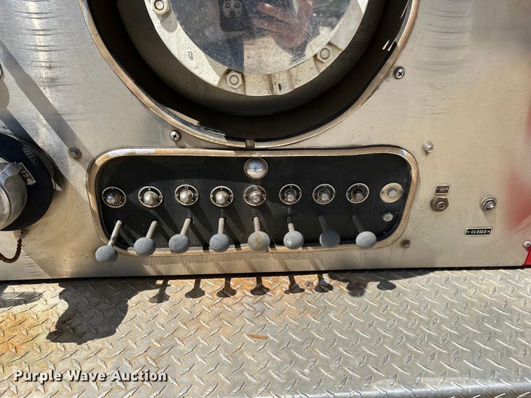 image for item EA4866 1984 American LaFrance fire truck