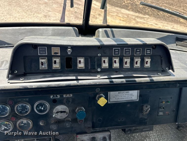 image for item EA4866 1984 American LaFrance fire truck