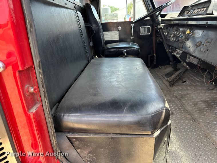 image for item EA4866 1984 American LaFrance fire truck
