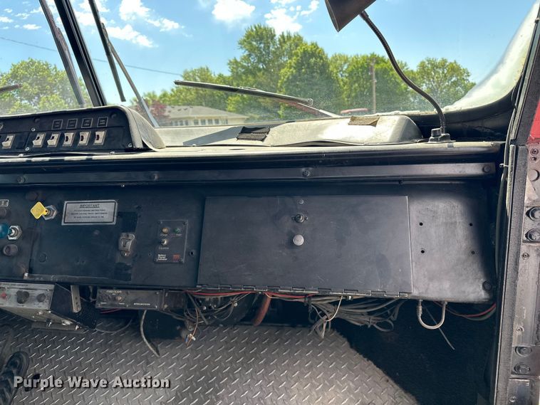 image for item EA4866 1984 American LaFrance fire truck