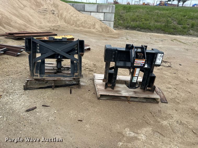 image for item EA4904 (2) Henke snow plow mounts