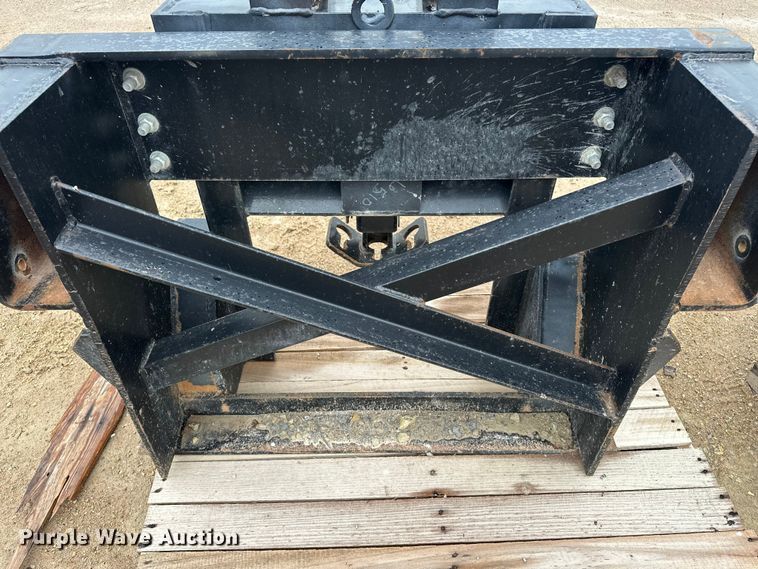 image for item EA4904 (2) Henke snow plow mounts
