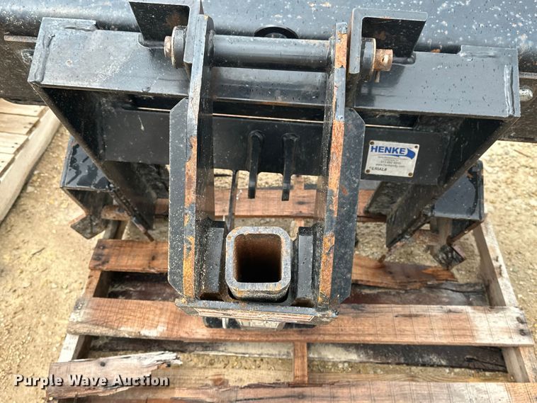 image for item EA4904 (2) Henke snow plow mounts