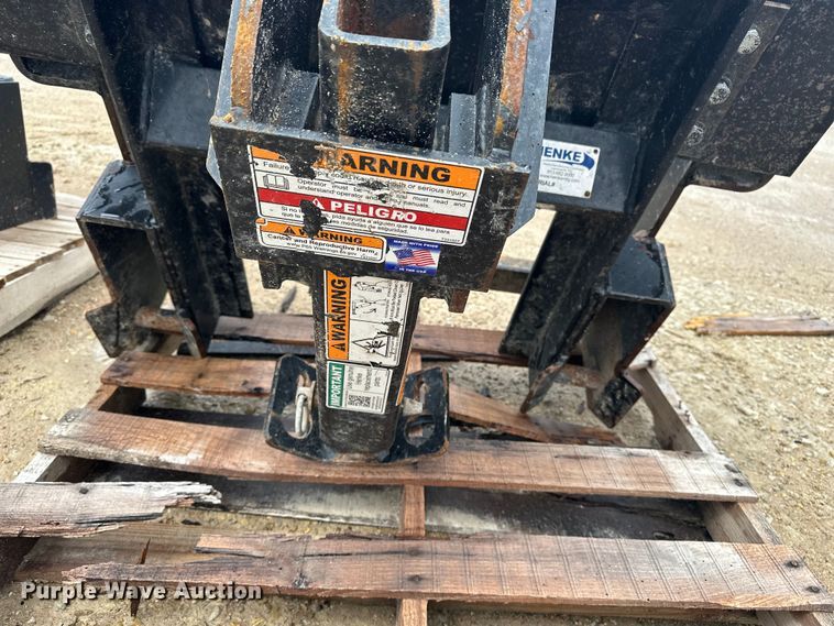 image for item EA4904 (2) Henke snow plow mounts