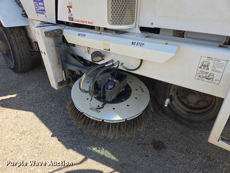 image for item EB1432 Allianz Johnston 3000 sweeper
