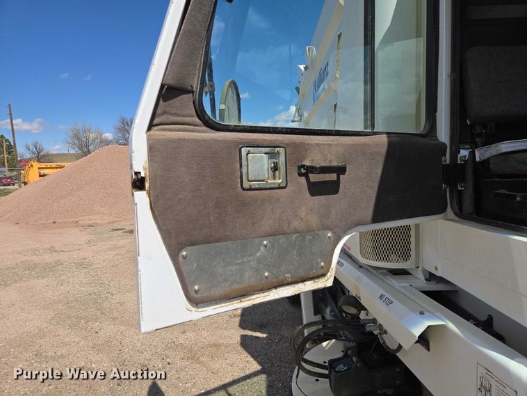 image for item EB1432 Allianz Johnston 3000 sweeper