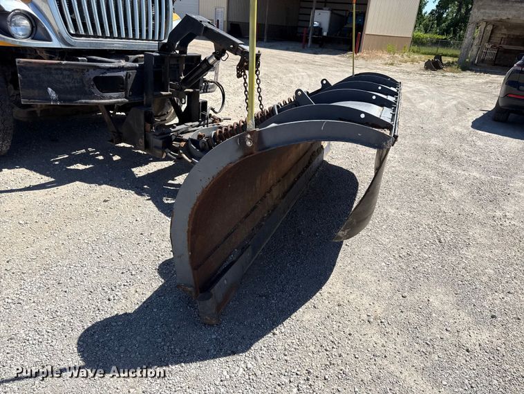 image for item EC4594 2009 International 7500 dump truck