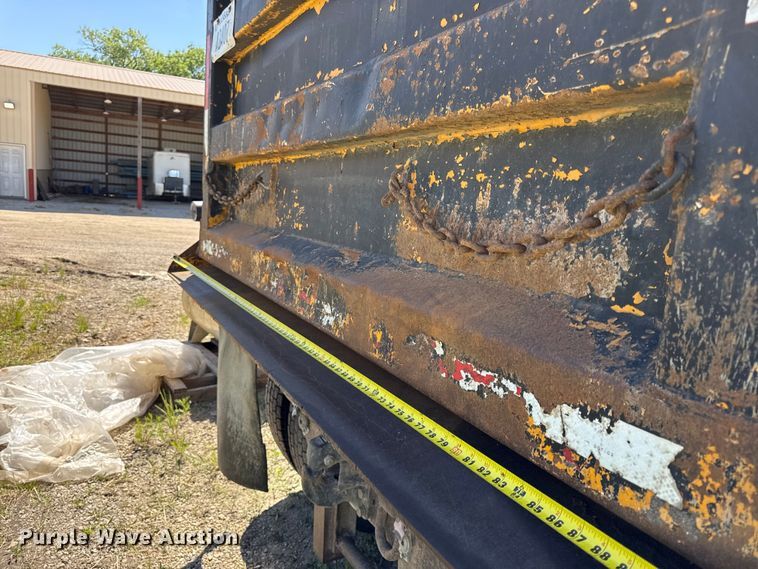 image for item EC4594 2009 International 7500 dump truck