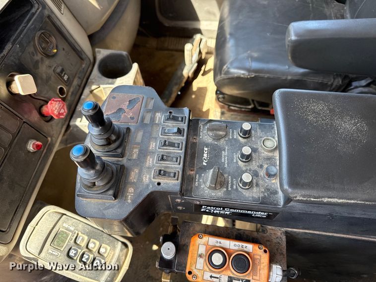 image for item EC4594 2009 International 7500 dump truck