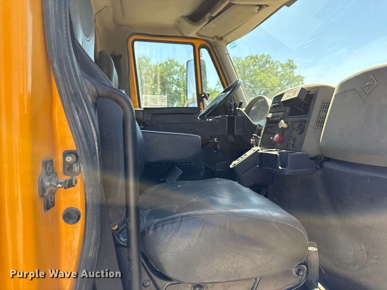 image for item EC4594 2009 International 7500 dump truck