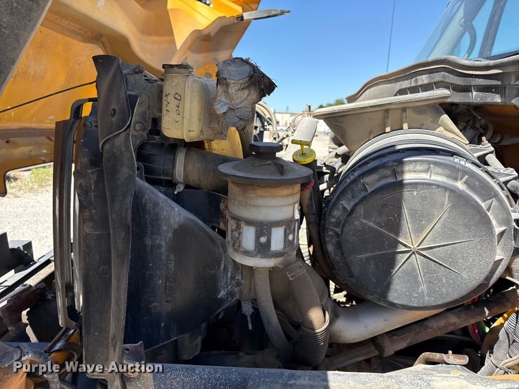 image for item EC4594 2009 International 7500 dump truck