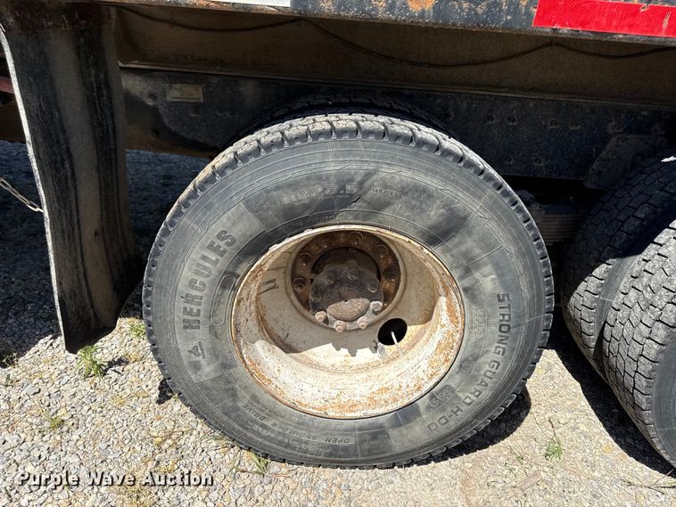 image for item EC4594 2009 International 7500 dump truck
