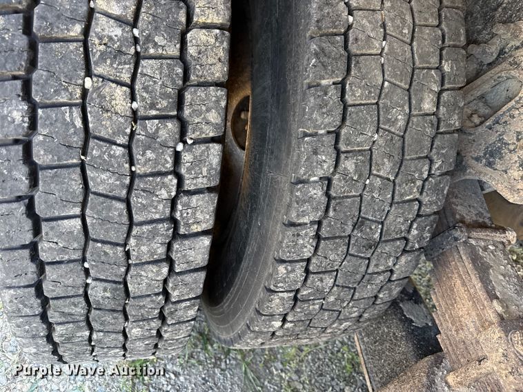 image for item EC4594 2009 International 7500 dump truck