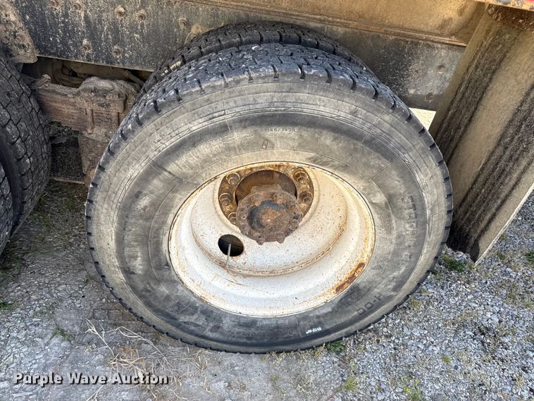 image for item EC4594 2009 International 7500 dump truck
